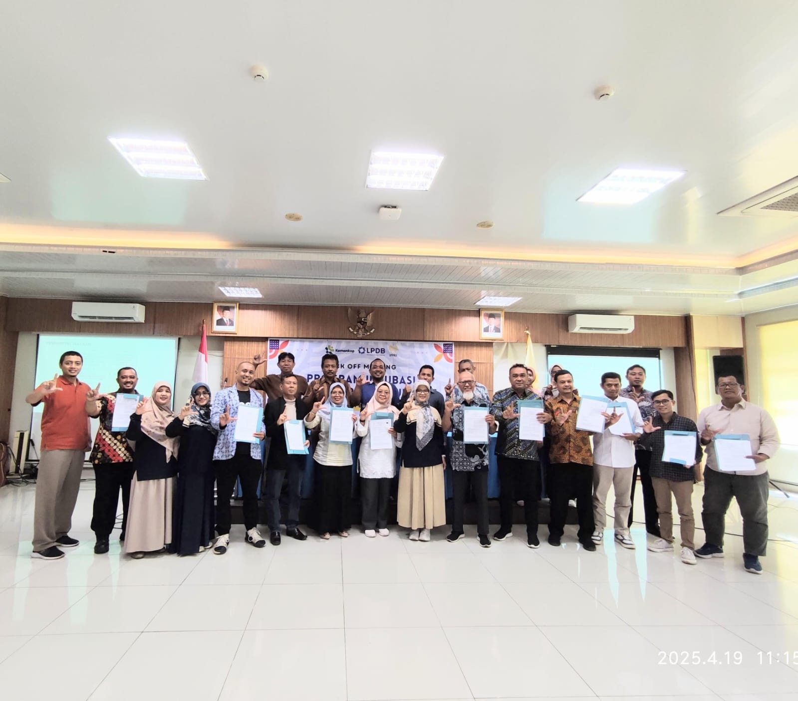 Dorong Kemajuan UMKM, LPPM UNNES Dampingi 16 Koperasi