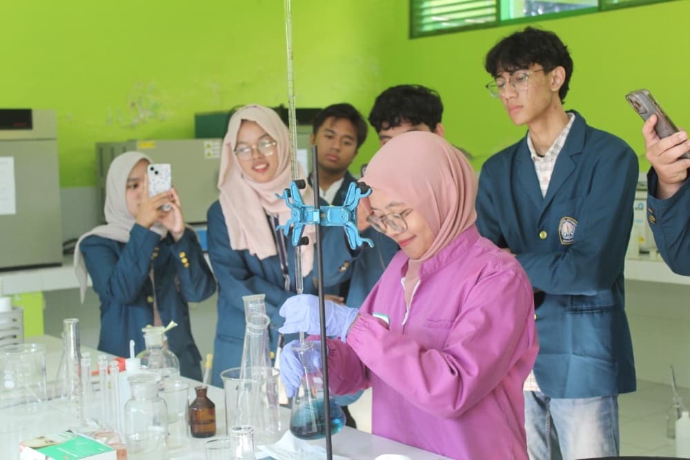 Mahasiswa Teknik Industri UNDIP Kunjungi BBSPJPPI dan BPSMB: Belajar Standar dan Sertifikasi Mutu Produk Industri