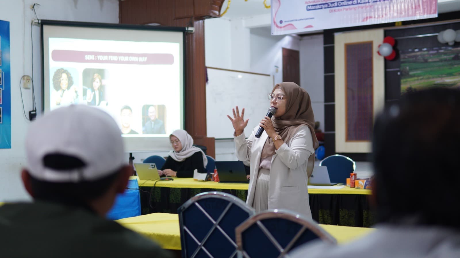 Kolaborasi UNP dan ISI Padangpanjang Gelar Program Digital Empowerment untuk Pemuda Ganting