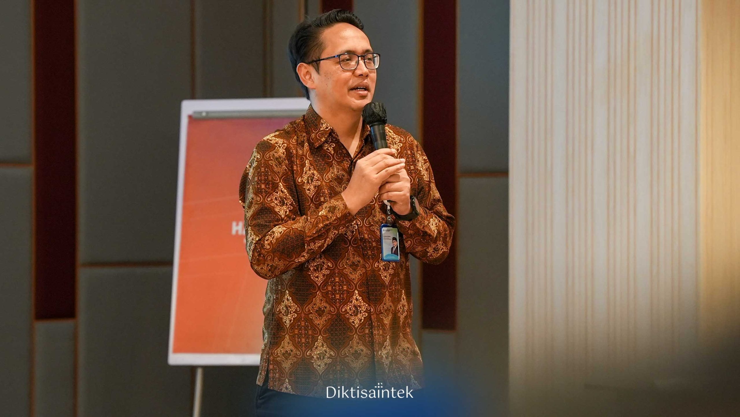 Pacu Pembangunan Daerah, Kemdiktisaintek Teguhkan Peran Perguruan Tinggi Lewat Program Kosabangsa 2025