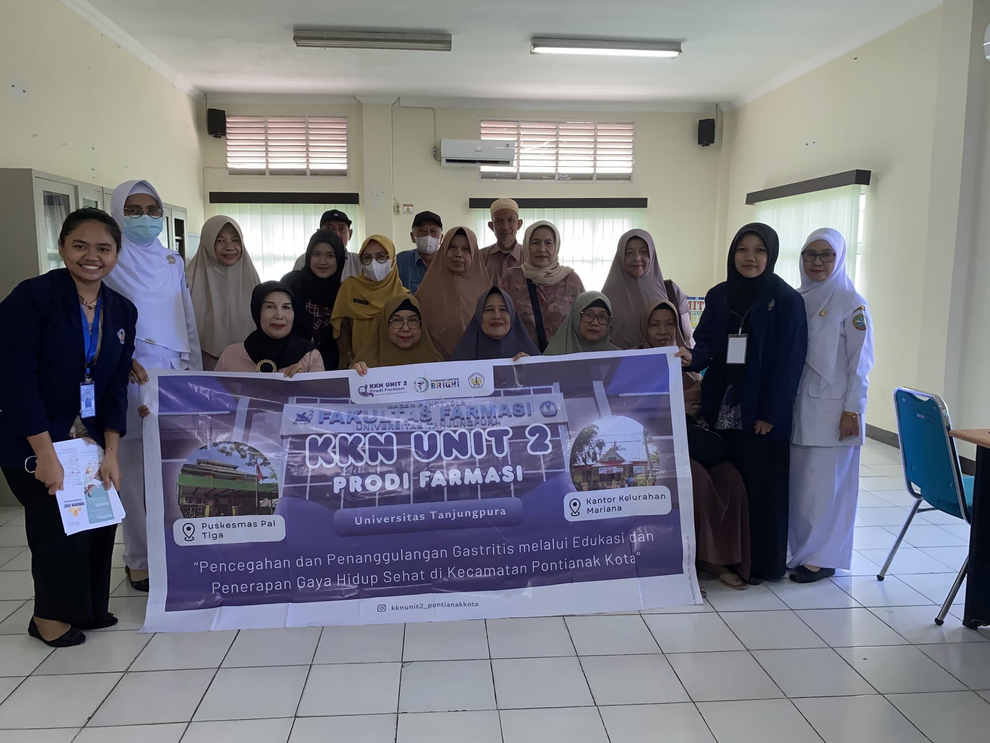 Mahasiswa Farmasi Universitas Tanjungpura Laksanakan Edukasi Kesehatan dan Pelayanan Kefarmasian Melalui Kegiatan KKN Tematik