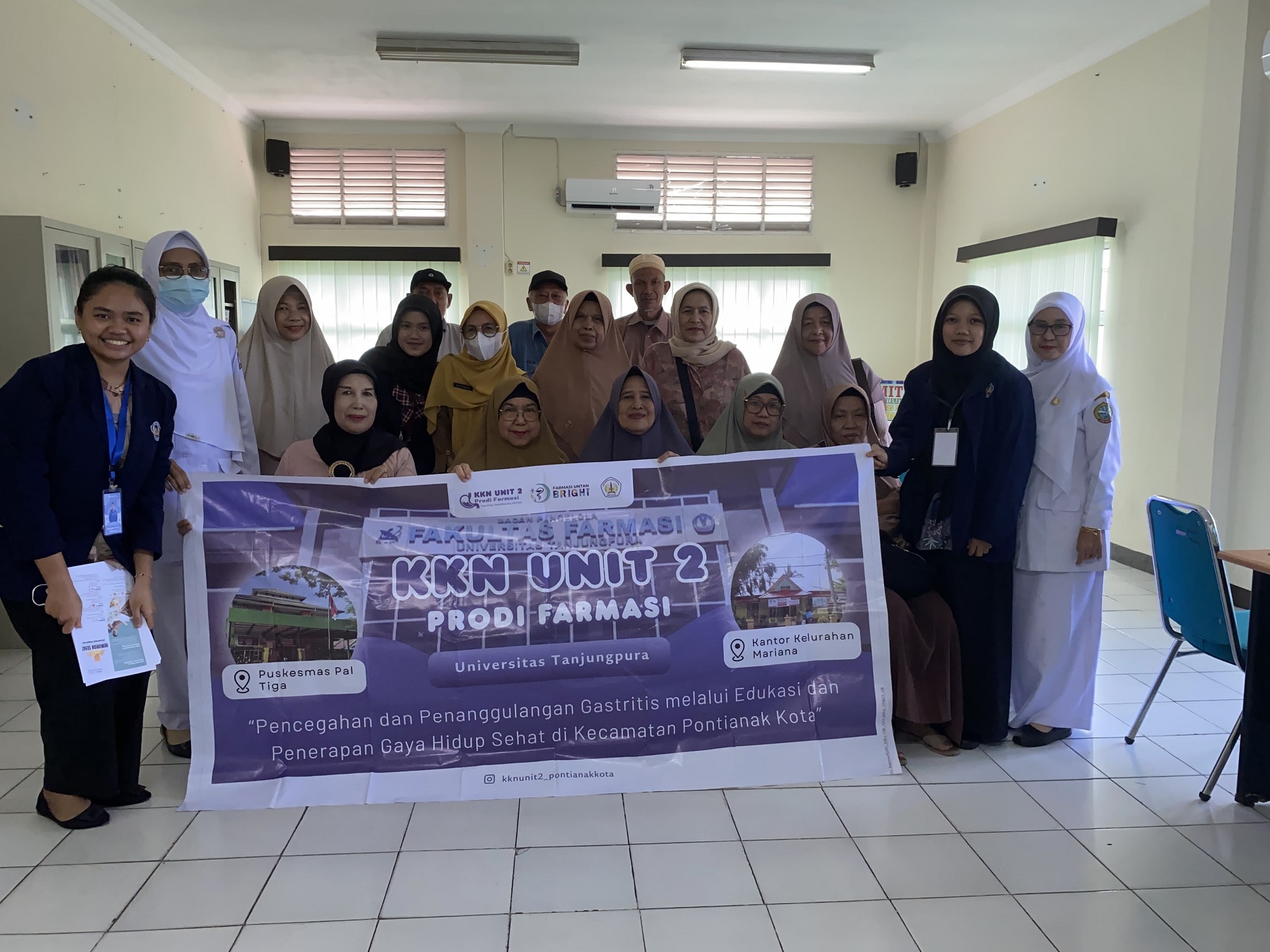 Mahasiswa Farmasi Universitas Tanjungpura Laksanakan Edukasi Kesehatan dan Pelayanan Kefarmasian Melalui Kegiatan KKN Tematik