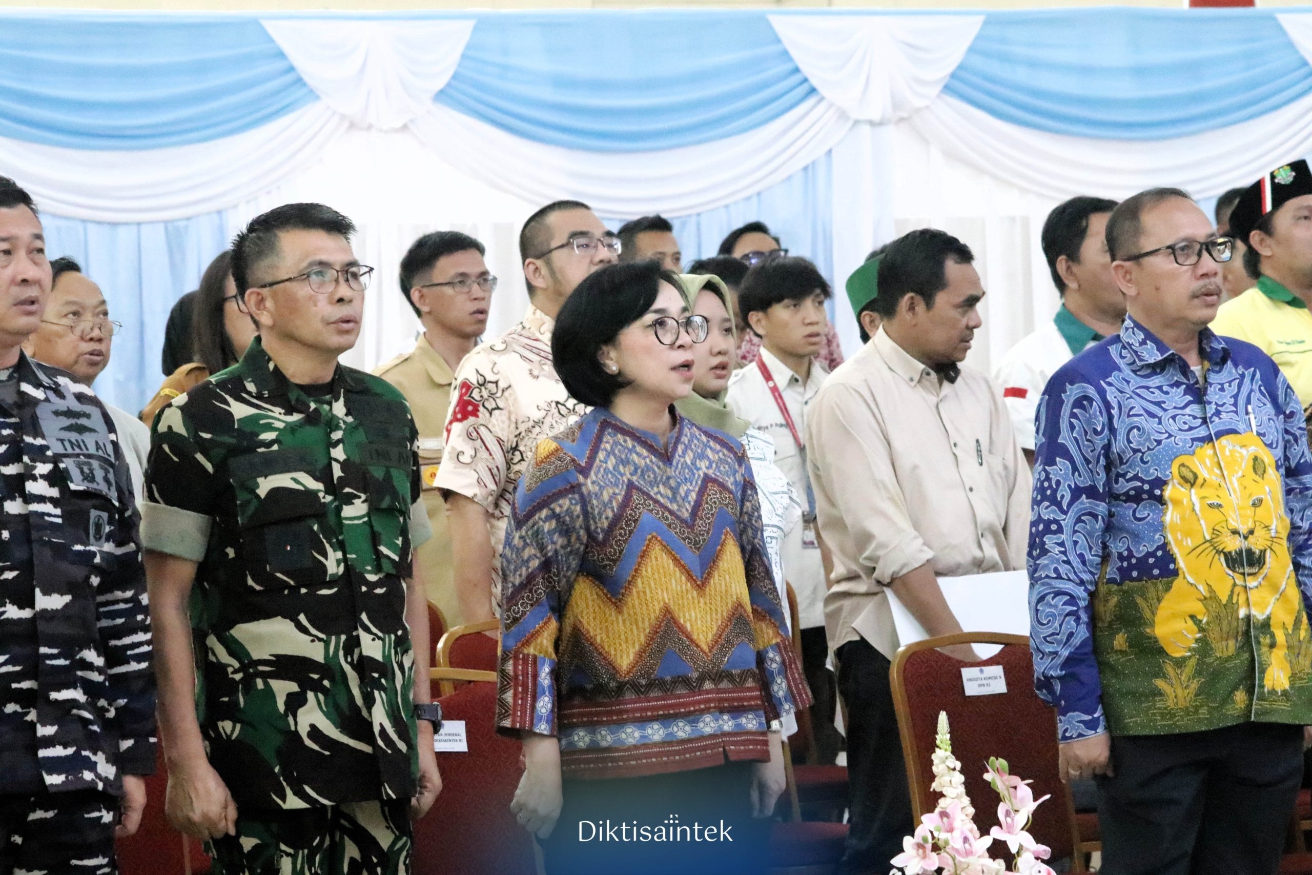Kemdiktisaintek dan Komisi X DPR RI Dorong Pendidikan Tinggi Berdampak di Sulawesi Utara