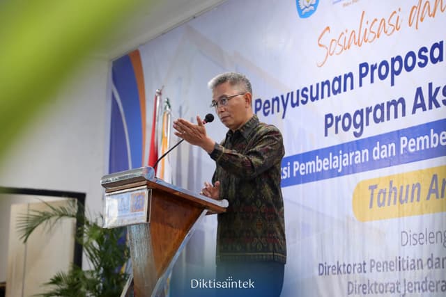 Sosialisasi dan Bimbingan Teknis Penyusunan Proposal Mahasiswa Berdampak: Program Aksara Mahasiswa di Univ. Muhammadiyah Ahmad Dahlan Palembang