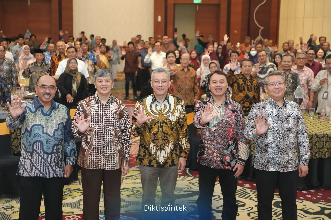 Kemdiktisaintek Dorong Penguatan PTS Berdaya dan Berdampak Menuju Indonesia Emas 2045