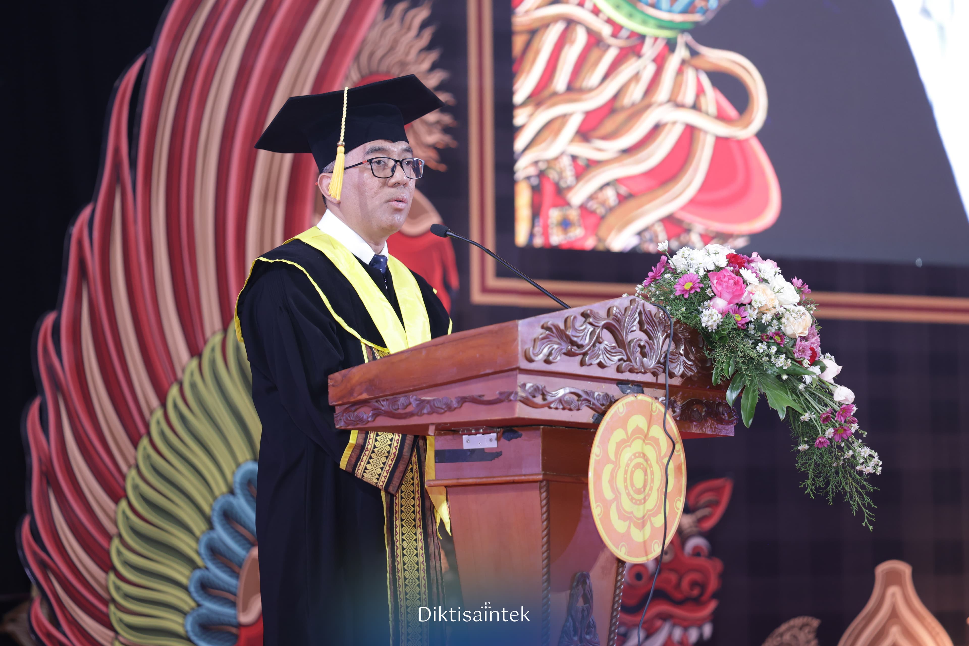 Mendiktisaintek Dorong UNHI Hadirkan Riset Berdampak, Berbasis Kearifan Lokal