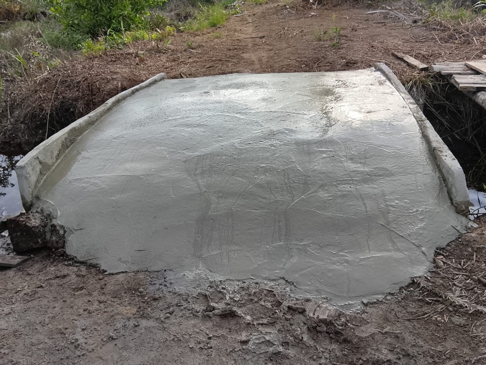 Dari Kampus ke Desa, Polbeng Bangun Jembatan untuk Permudah Akses Petani