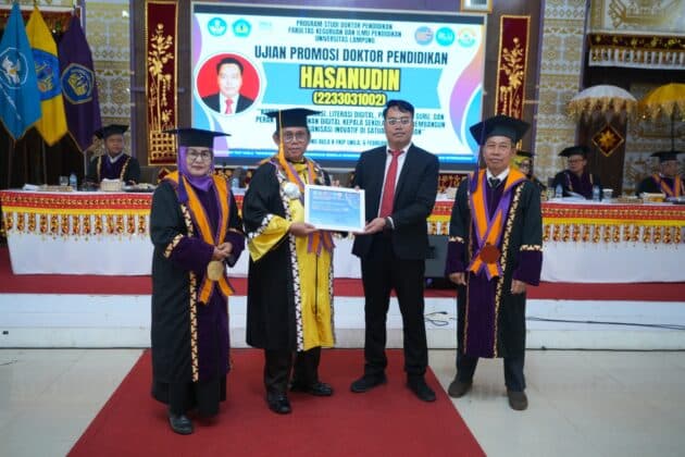 Unila Dorong Kepemimpinan Digital dan Inovasi Pendidikan Melalui Ujian Terbuka Doktoral