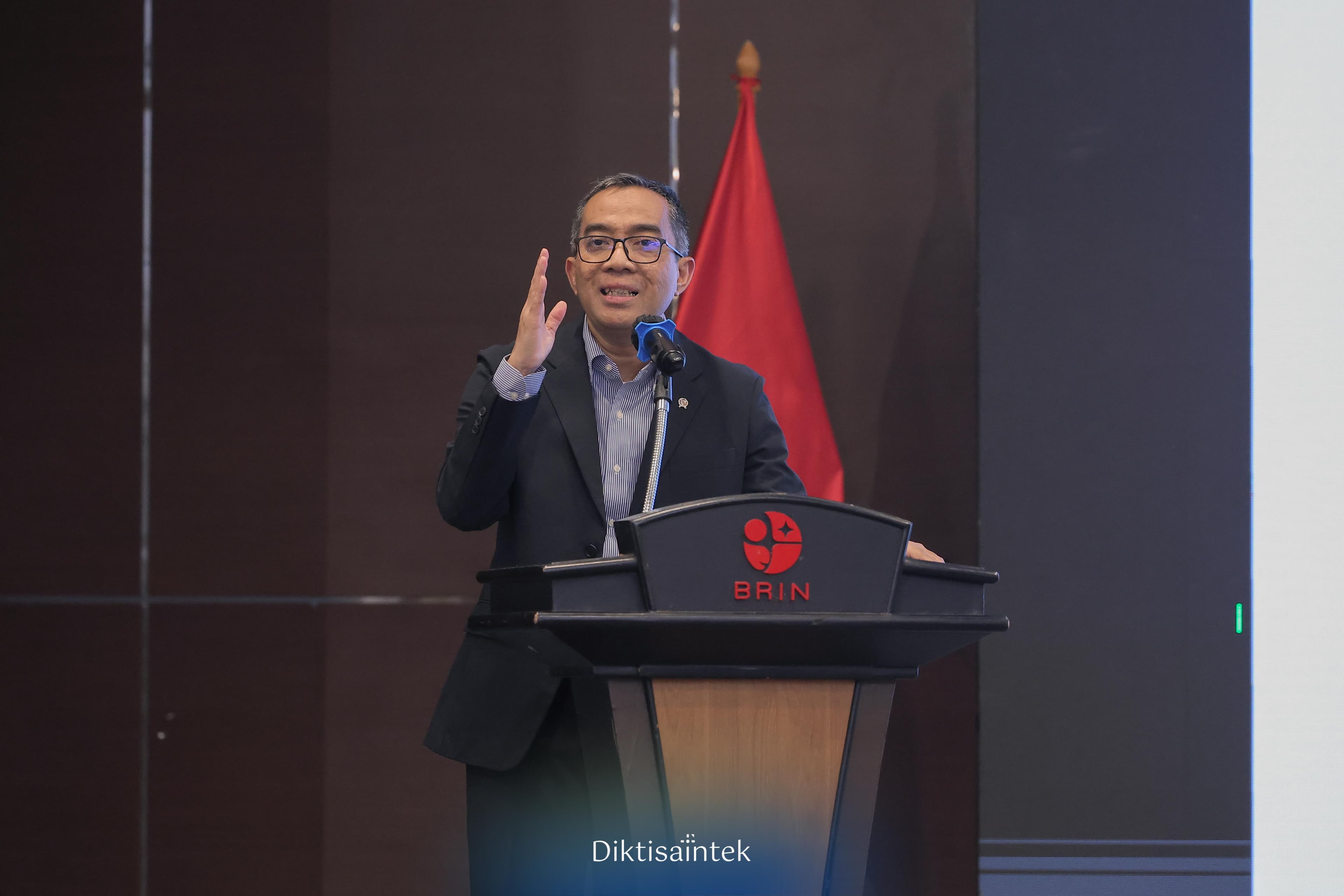 Mendiktisaintek: Penguasaan Iptek, Kunci Indonesia Keluar dari Middle Income Trap