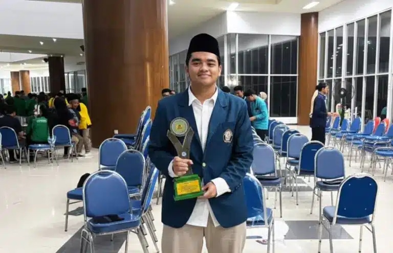 Kisah Inspiratif Abdurrahman Fawwaz, Hafidz 20 Juz dari Teknik Kimia UNDIP: Wujudkan Harmoni Sains dan Al-Qur’an