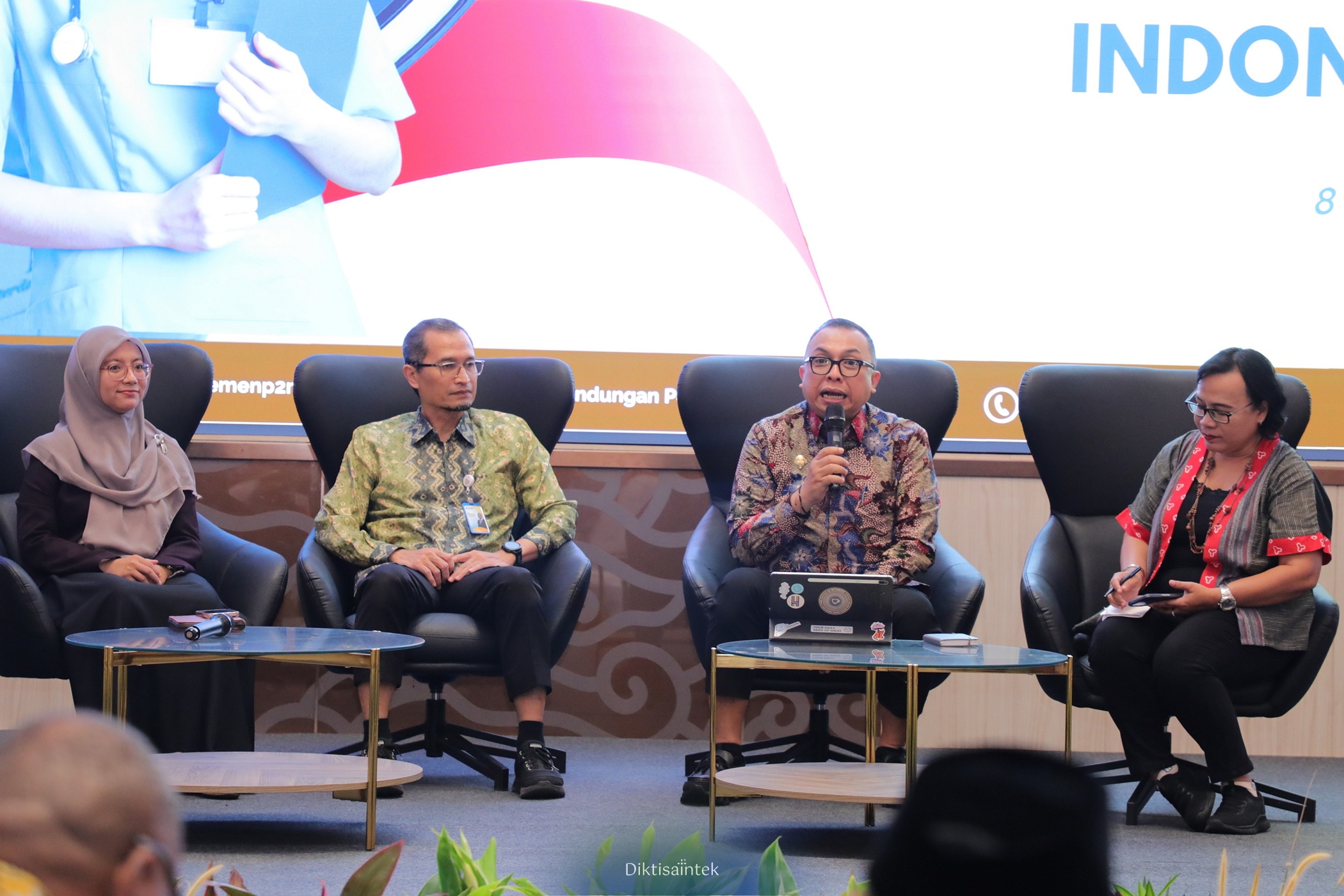 Kemdiktisaintek Siapkan Kapita Selekta untuk Talenta Global Melalui Career Development Center