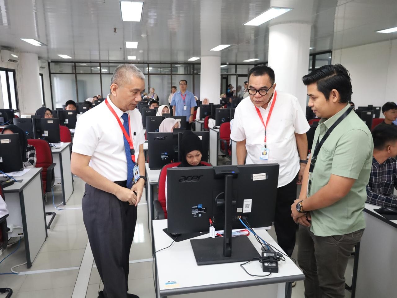 Hari Kedua UTBK SNBT 2026 di UNSRI Berjalan Lancar, Diikuti Juga Peserta Disabilitas