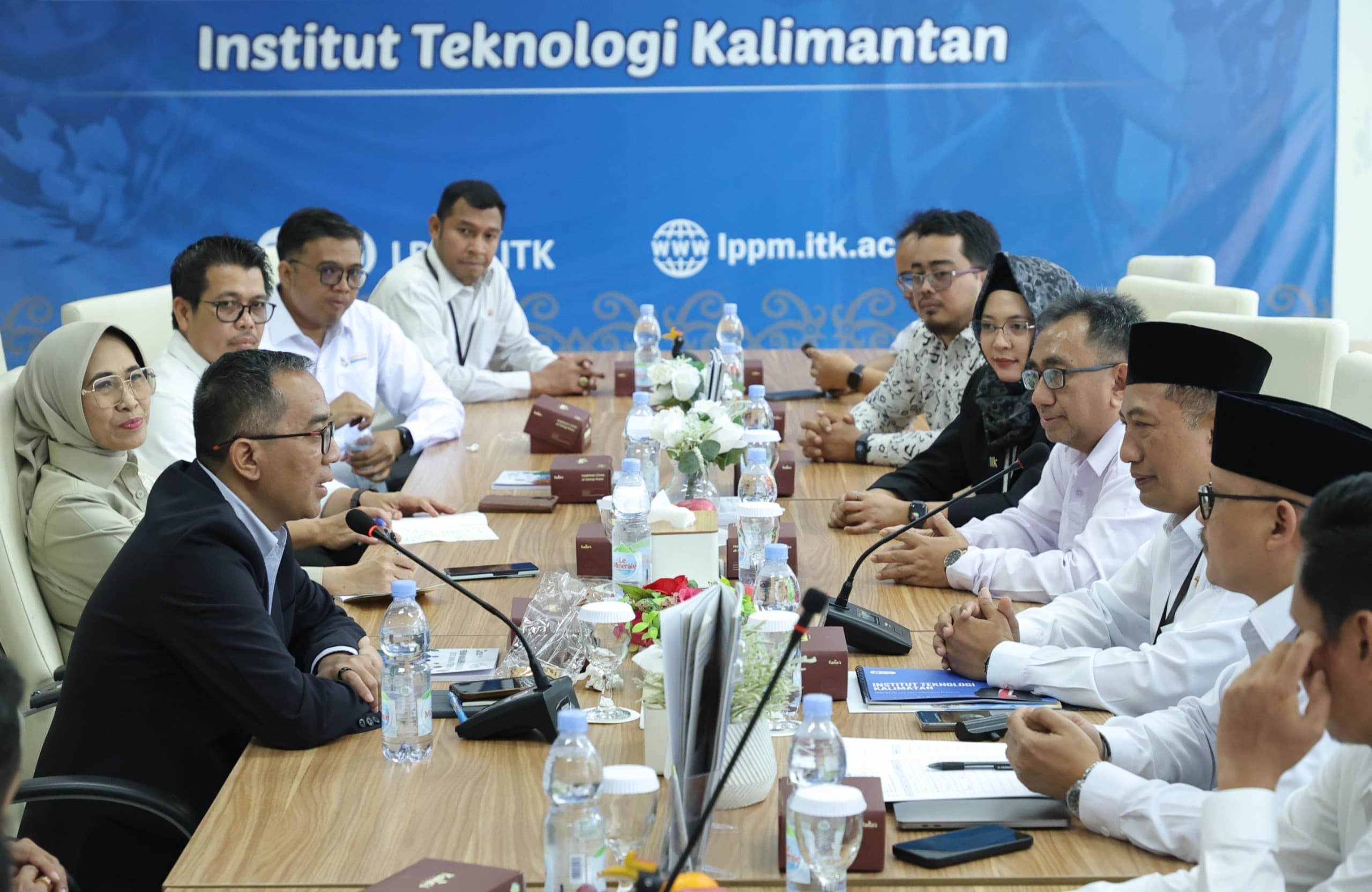 Berdialog dengan Sivitas ITK, Mendiktisaintek Dorong Kampus Hadirkan Solusi Berdampak bagi Kalimantan Timur