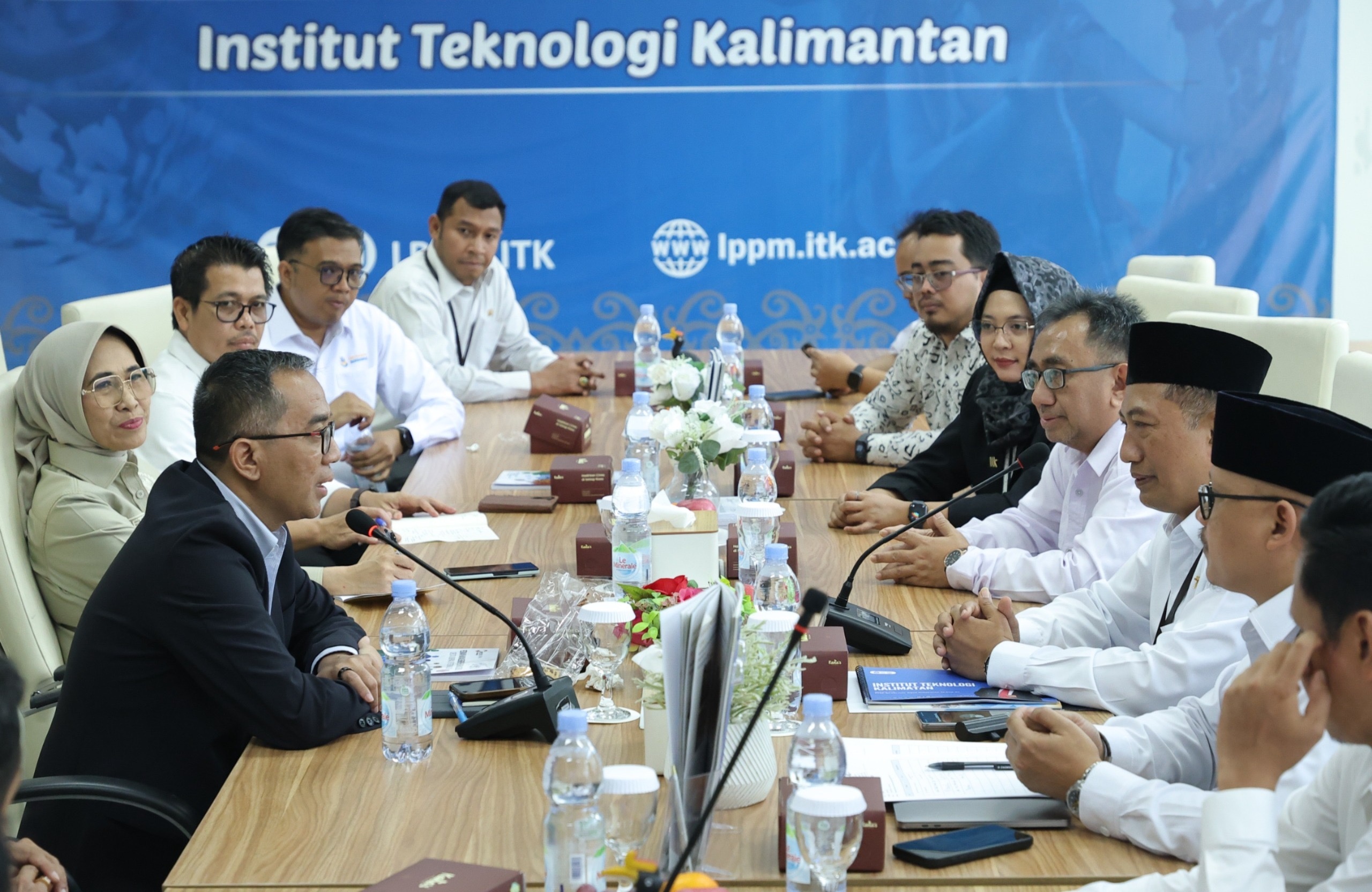 Berdialog dengan Sivitas ITK, Mendiktisaintek Dorong Kampus Hadirkan Solusi Berdampak bagi Kalimantan Timur