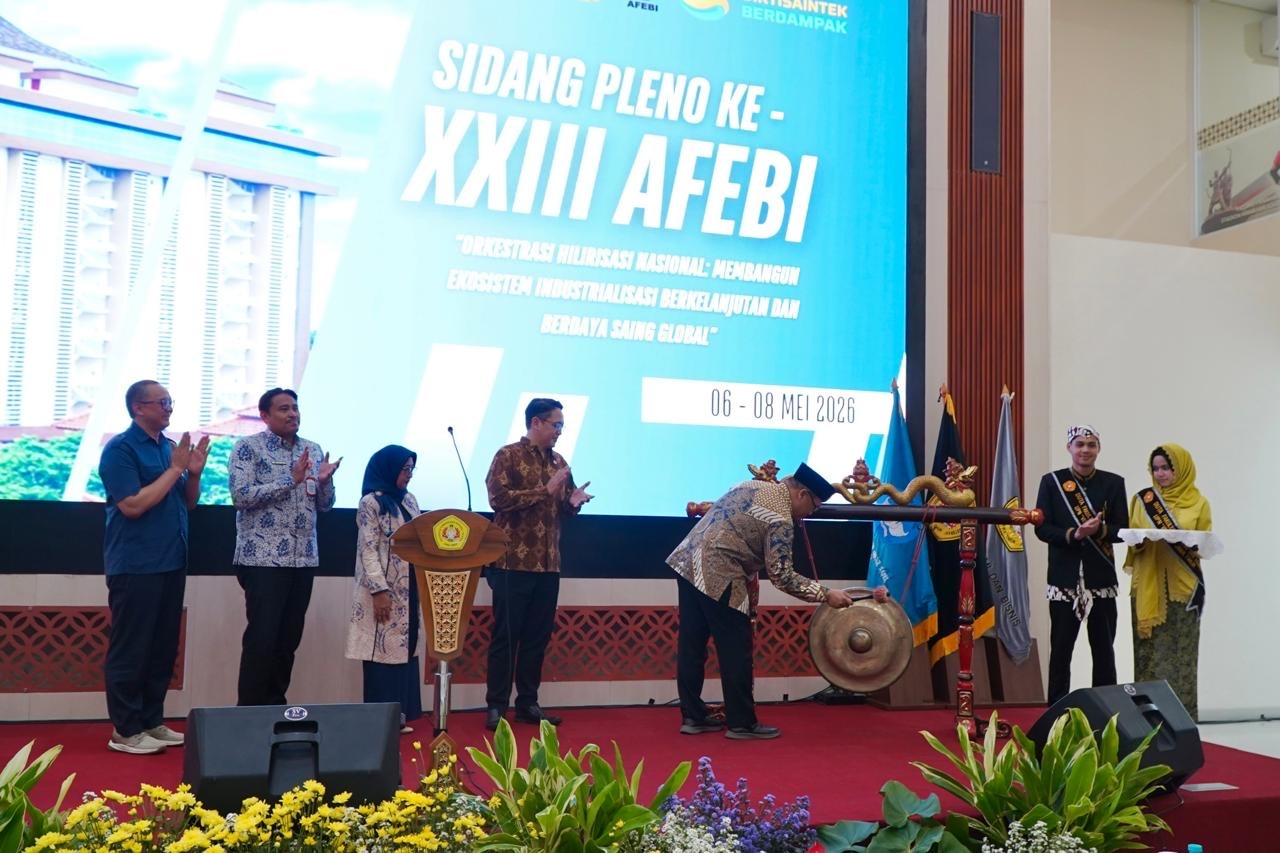 Dirjen Risbang Tekankan Pentingnya Kolaborasi Riset dengan Industri dalam Sidang Pleno AFEBI XXIII