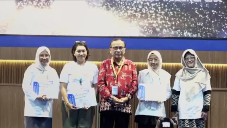 Tim FSM UNDIP Borong Tiga Penghargaan Nasional pada Seminar Hasil Program Kosabangsa 2025