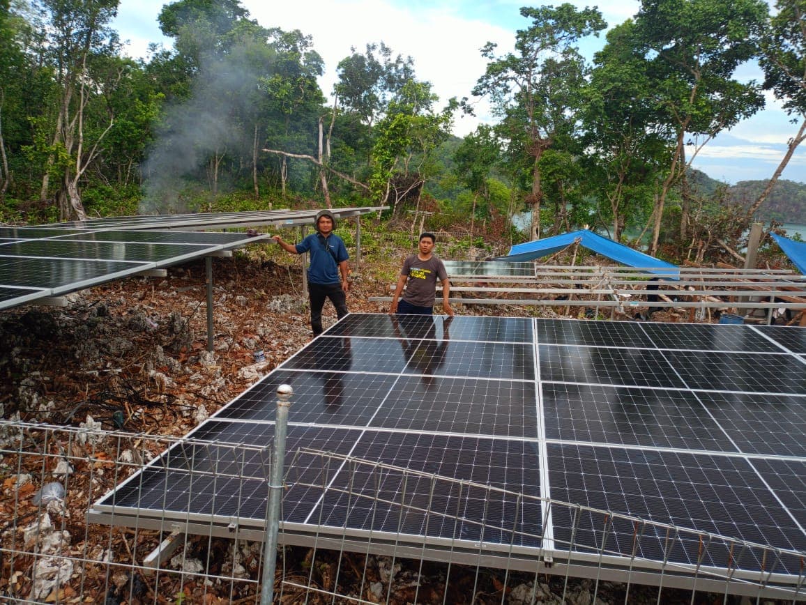 Polinef Dukung Energi Terbarukan Jadi Solusi Akses Listrik Masyarakat Kampung Andamata