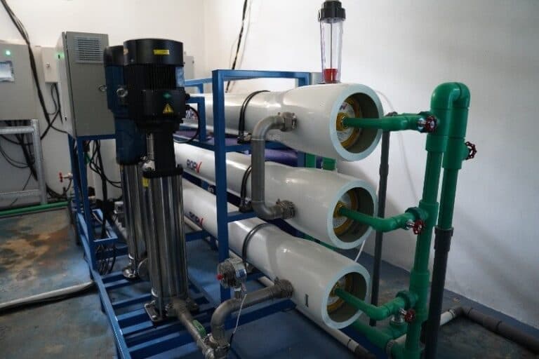 Desalinasi UNDIP Bertenaga Surya Pasok 20 Ribu Liter Air Minum per Hari di Nusakambangan