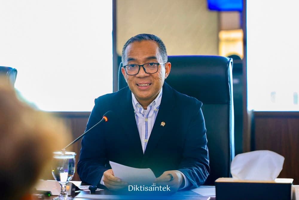 Kemdiktisaintek Luruskan Data Penerimaan Mahasiswa Baru dan Tegaskan Komitmen Perluasan Akses Pendidikan Tinggi