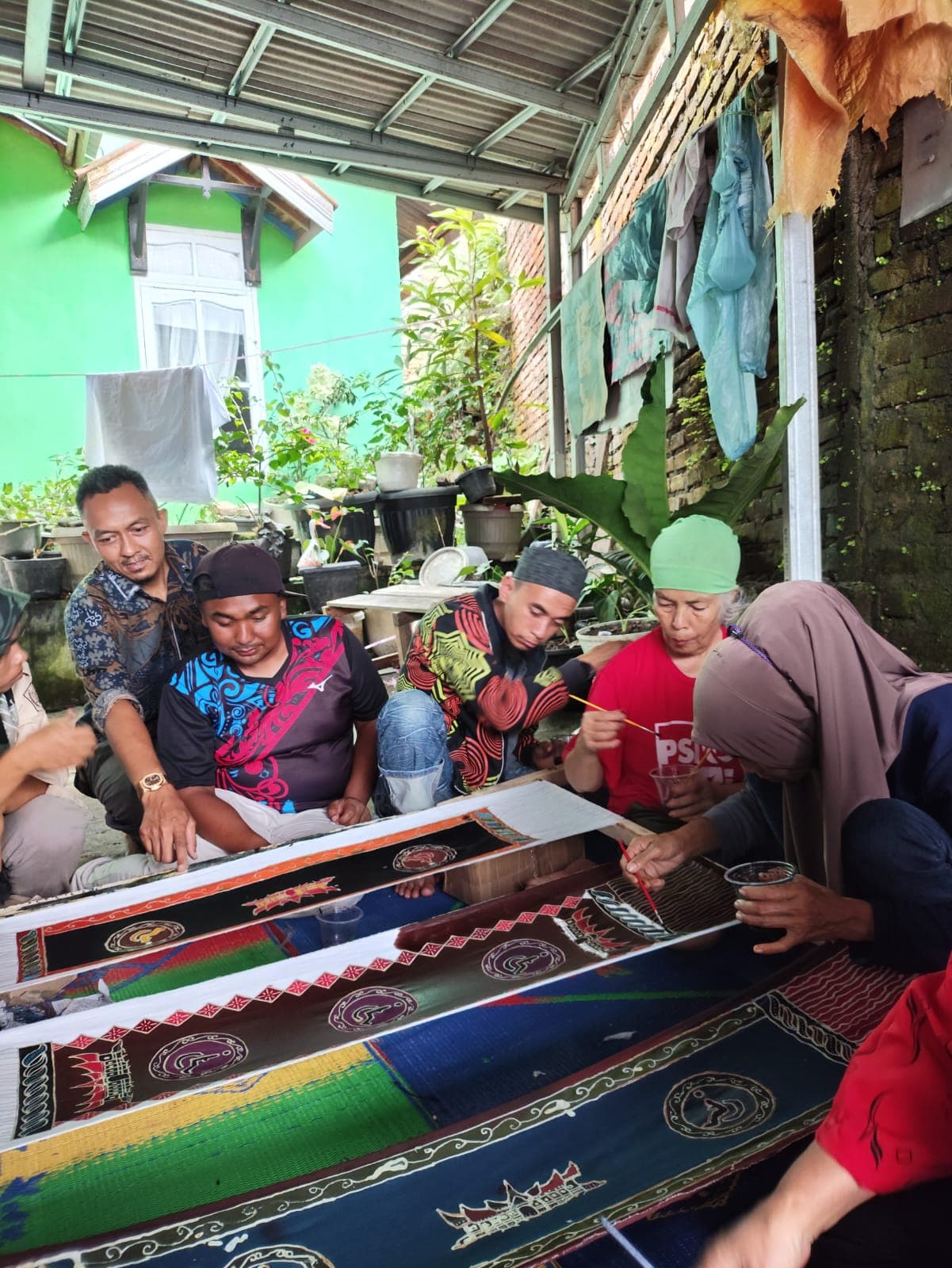 ISI Padangpanjang Dorong Pemberdayaan Penyandang Disabilitas melalui Pelatihan Membatik