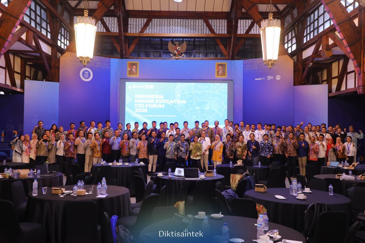 Kemdiktisaintek Perkuat Kolaborasi Transformasi Digital melalui Indonesia Higher Education CIO Forum