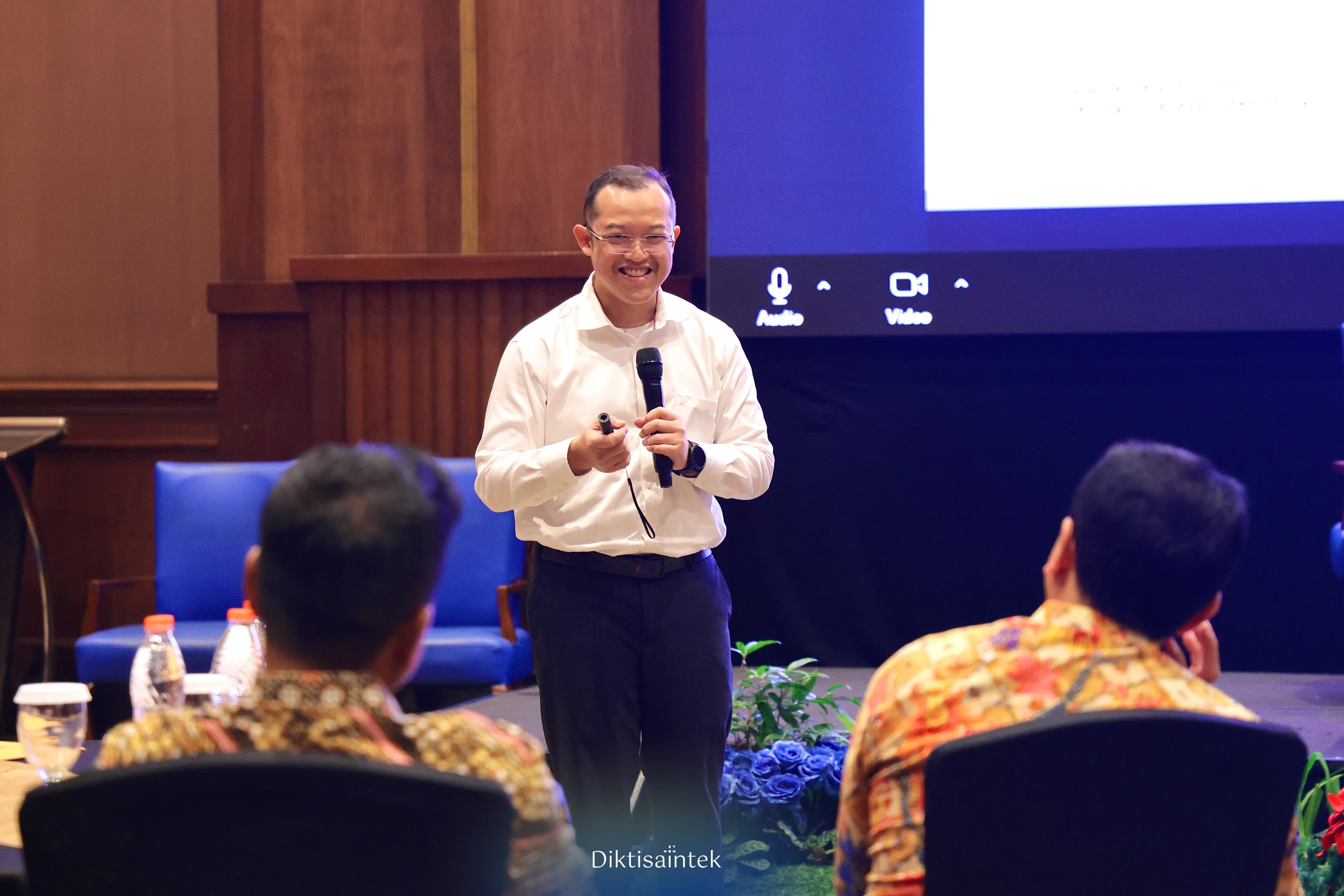 Kemdiktisaintek Dorong Pembelajaran Transformatif Hadapi Perubahan Pendidikan Tinggi