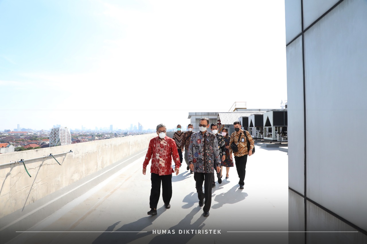 Tangkapan Lensa - Kunjungan Plt. Dirjen Diktiristek di Universitas Trunojoyo Madura